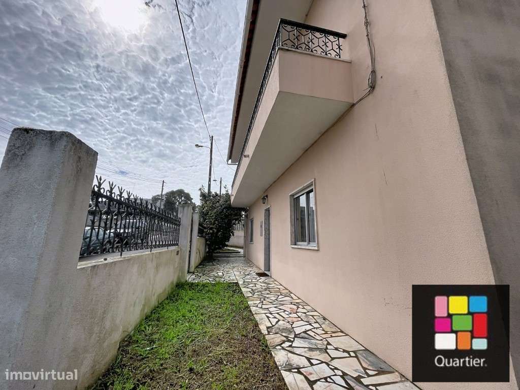 Moradia com 6 divisões-19