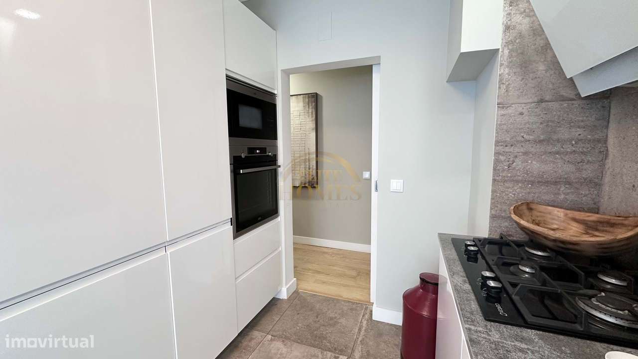 Duplex T4 com Terraço no Bairro do Rosário, Cascais.-12