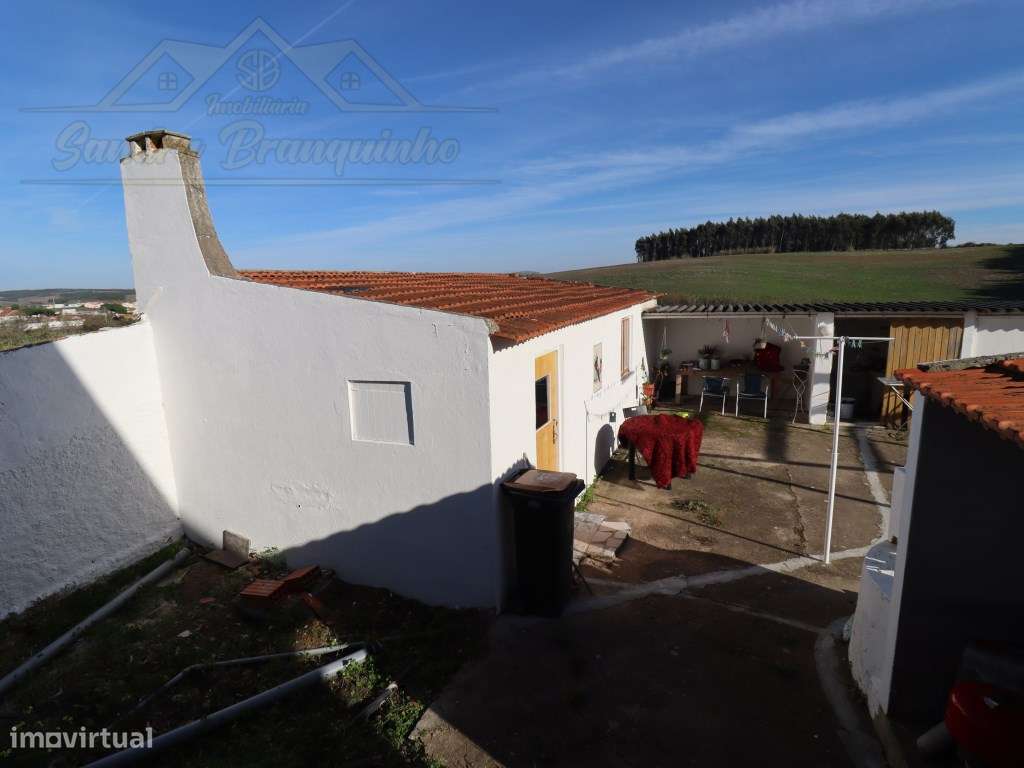 Moradia T3 em lote de 2800m2-49