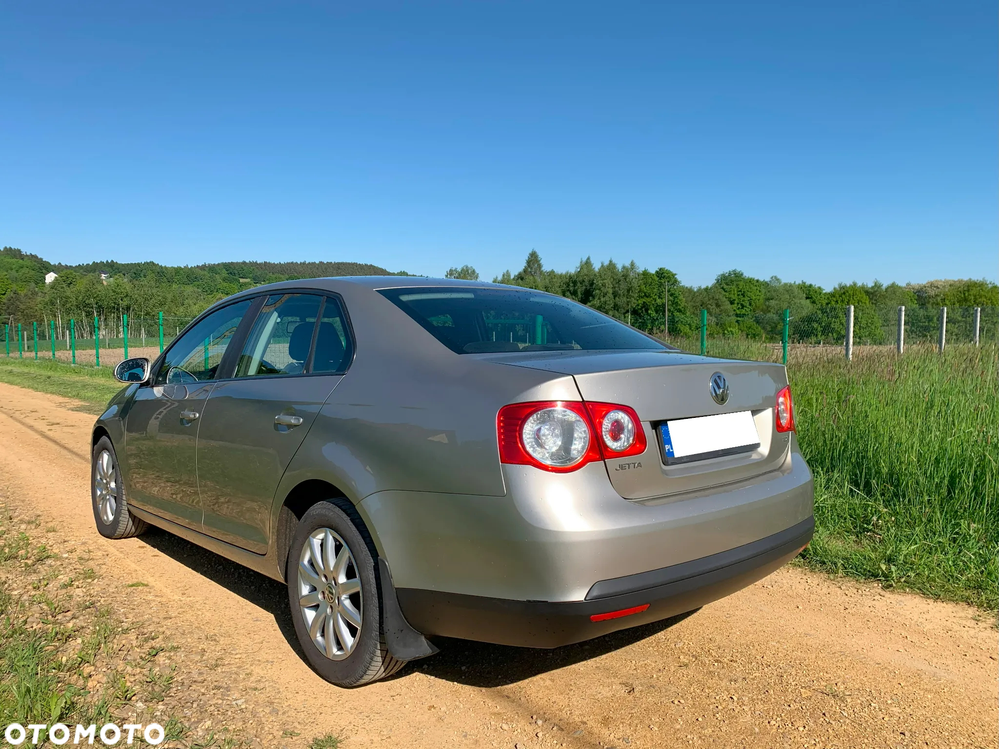 Volkswagen Jetta 1.9 TDI Trendline - 3