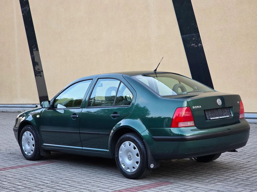 Volkswagen Bora 2000