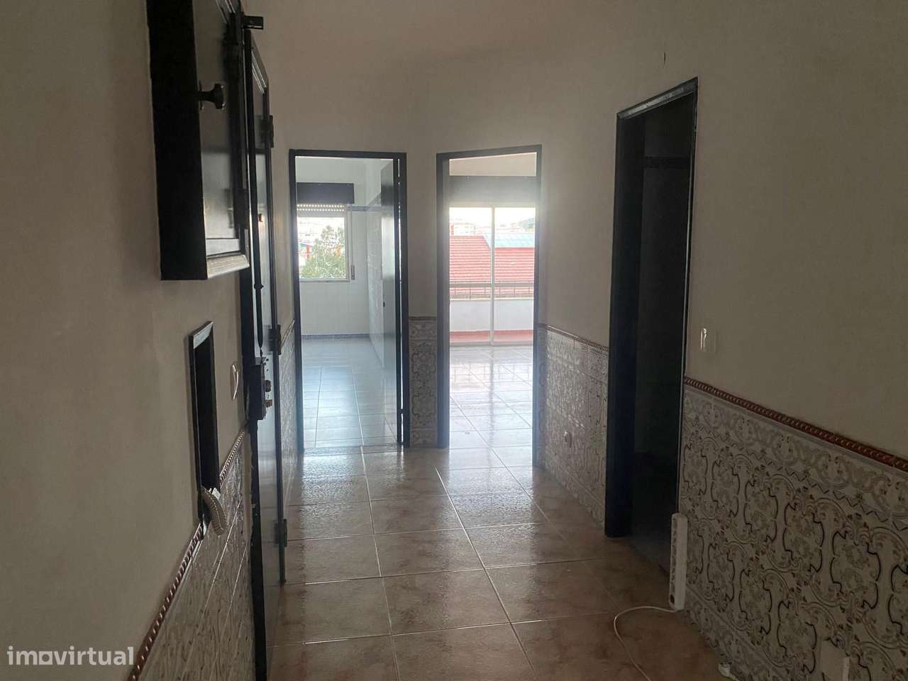 APARTAMENTO T2  - RIO DE MOURO - Grande imagem: 5/26