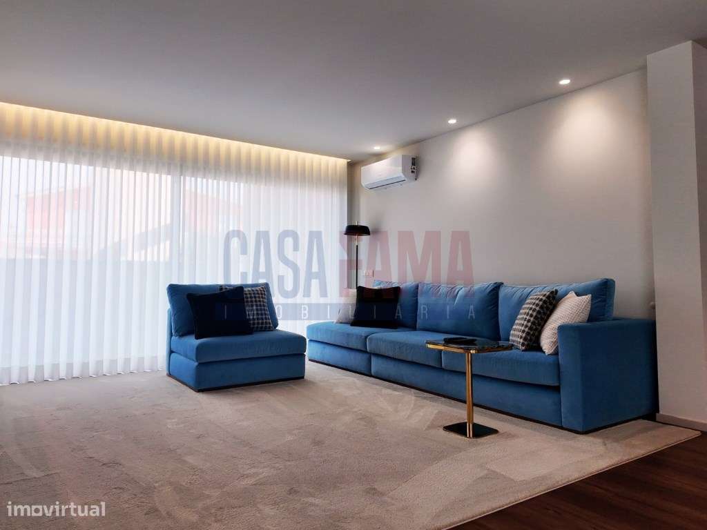 Moradia T4 de Luxo - Póvoa de Varzim - Grande imagem: 4/27