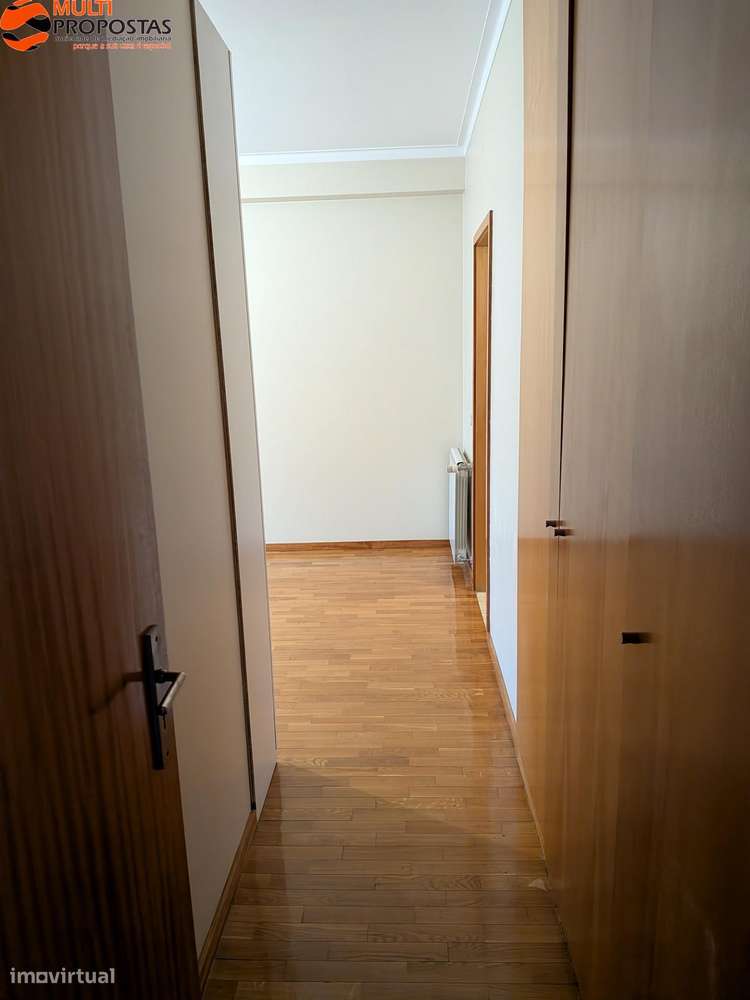 T2 C/ TERRAÇO - S. VICENTE (D.DIOGO)-28