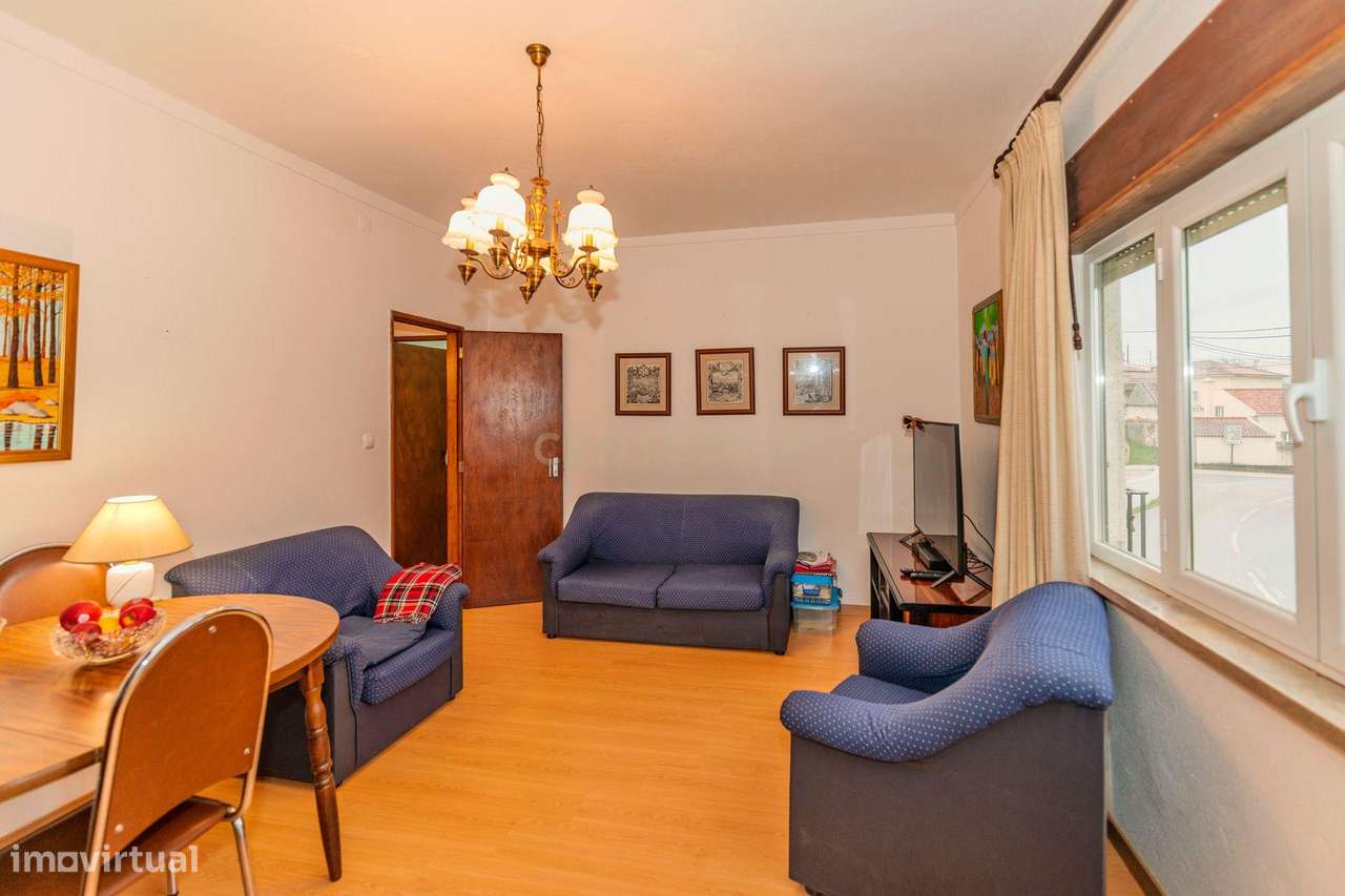 Moradia T3 com logradouro e garagem -  Lourinhã - Grande imagem: 2/25