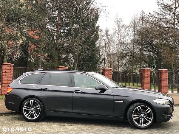 BMW Seria 5 520d Touring Modern Line - 34