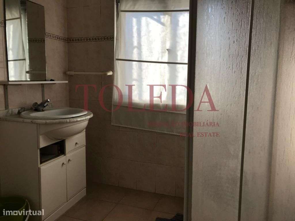 Prédio Centro Almada - Grande imagem: 3/17