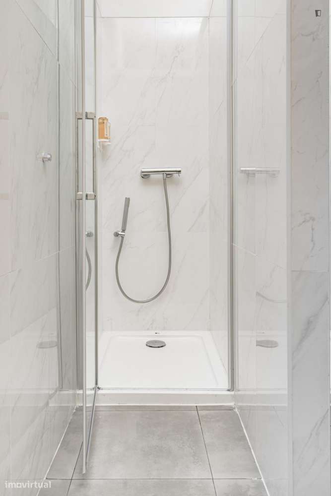 Quarto - localizado em Entrecampos Lisbon - Grande imagem: 5/8