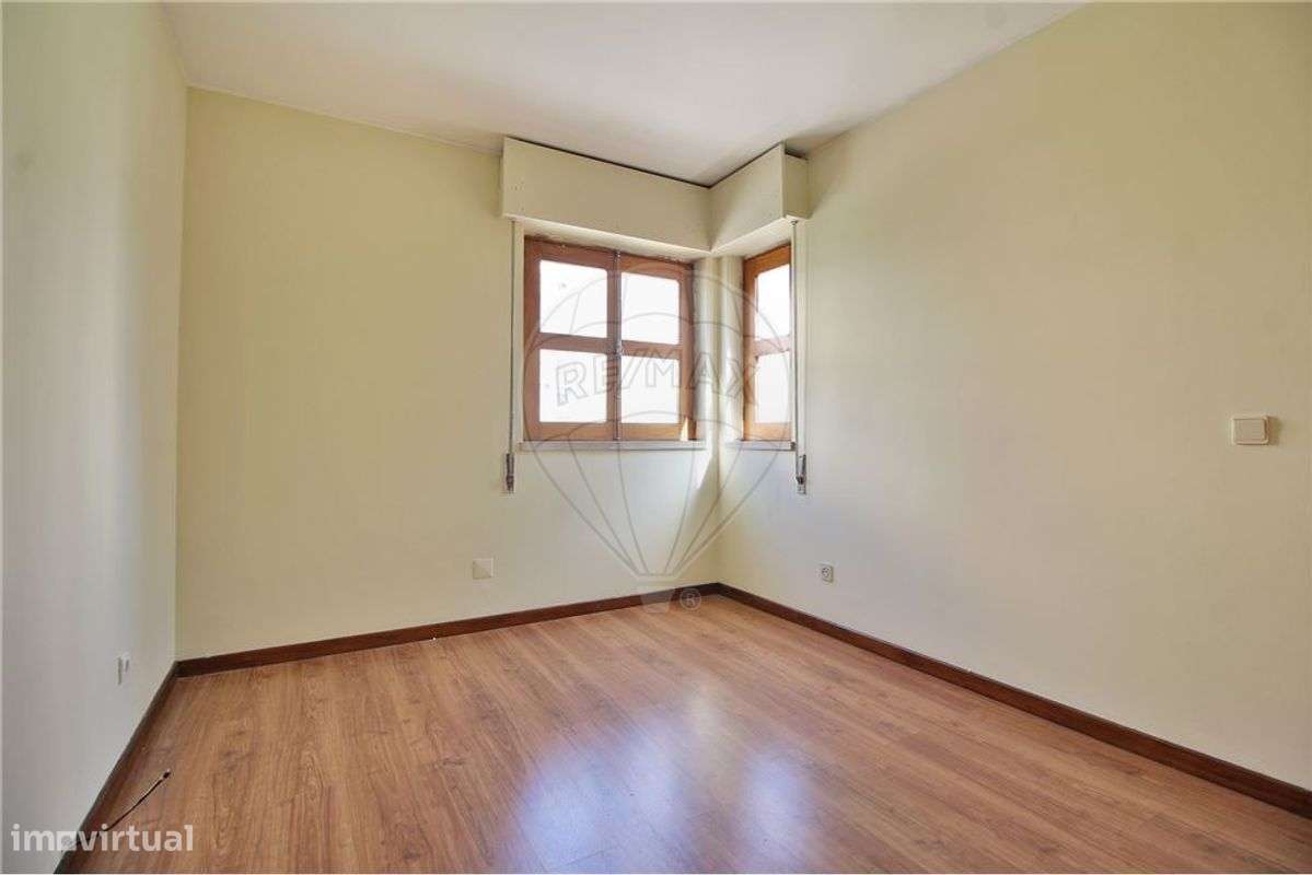 Moradia T3 - Quinta do Olho D´ Água - Esgueira-11