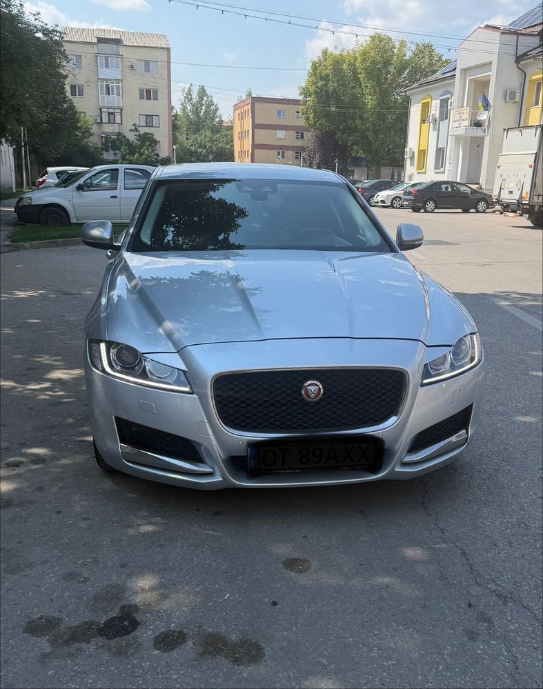 Jaguar XF 20d RWD Portfolio 2016