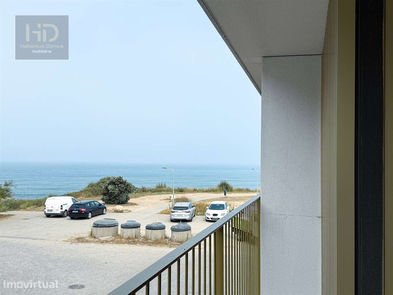 Apartamento T2 de luxo com vista mar e rio em Canidelo-13