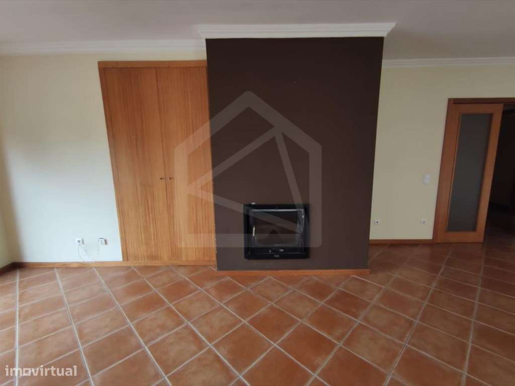 Apartamento T3 em Oliveira de Azeméis - Grande imagem: 2/19