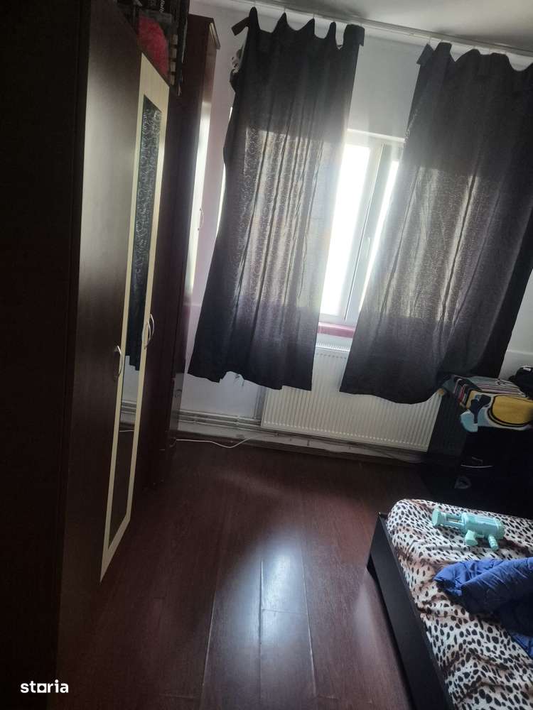 Vand apartament 2 camere, conf 1, Pitesti, Trivale, etaj 1-1