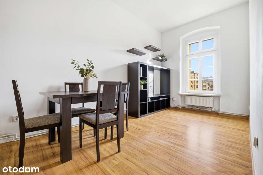 2pokojowe w kamienicy w super lokalizacji-4