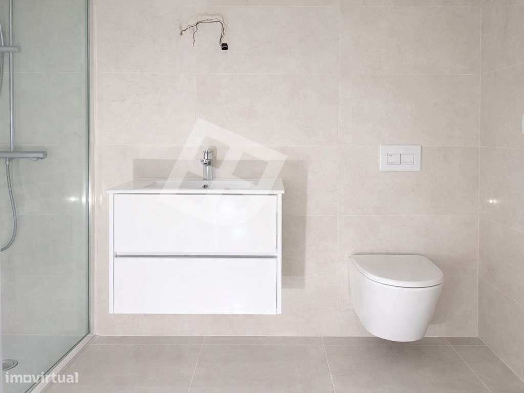 Apartamento T2 com terraço - Esgueira-12
