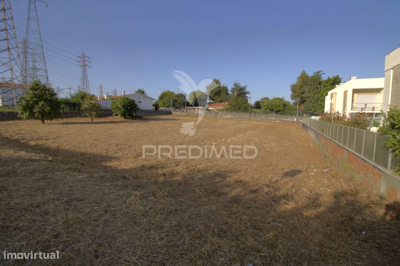 Terreno cidade da Maia para construção 3 moradias - Grande imagem: 3/18
