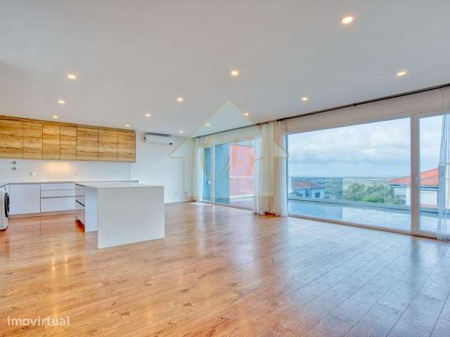 Moradia T4 no Varatojo – Torres Vedras | Terraço panorâmico e garagem-9