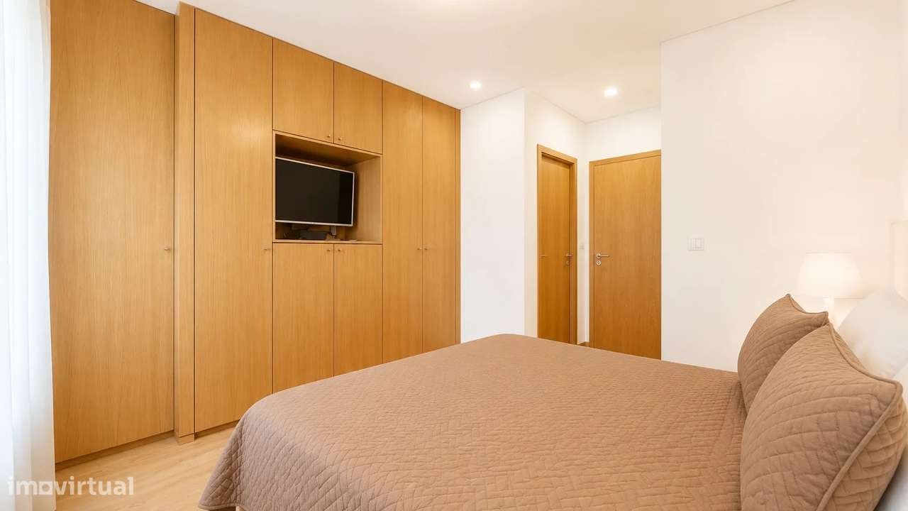 Moradia T4 em Pedra de 1789 | O Charme da História com o Conforto da M-41