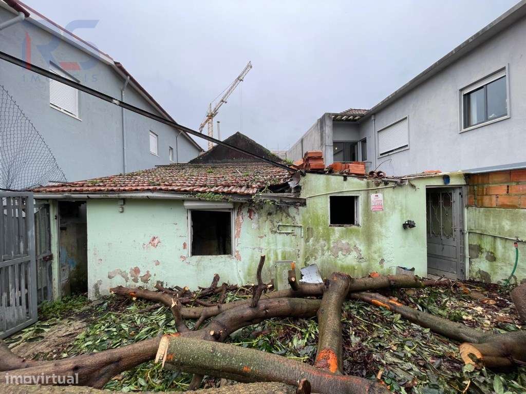 construção 3 pisos e recuado-5