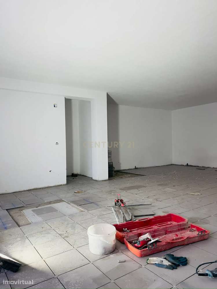 Moradia em Águas de Moura - T3+ Sótão em fase final de construção - Grande imagem: 5/23