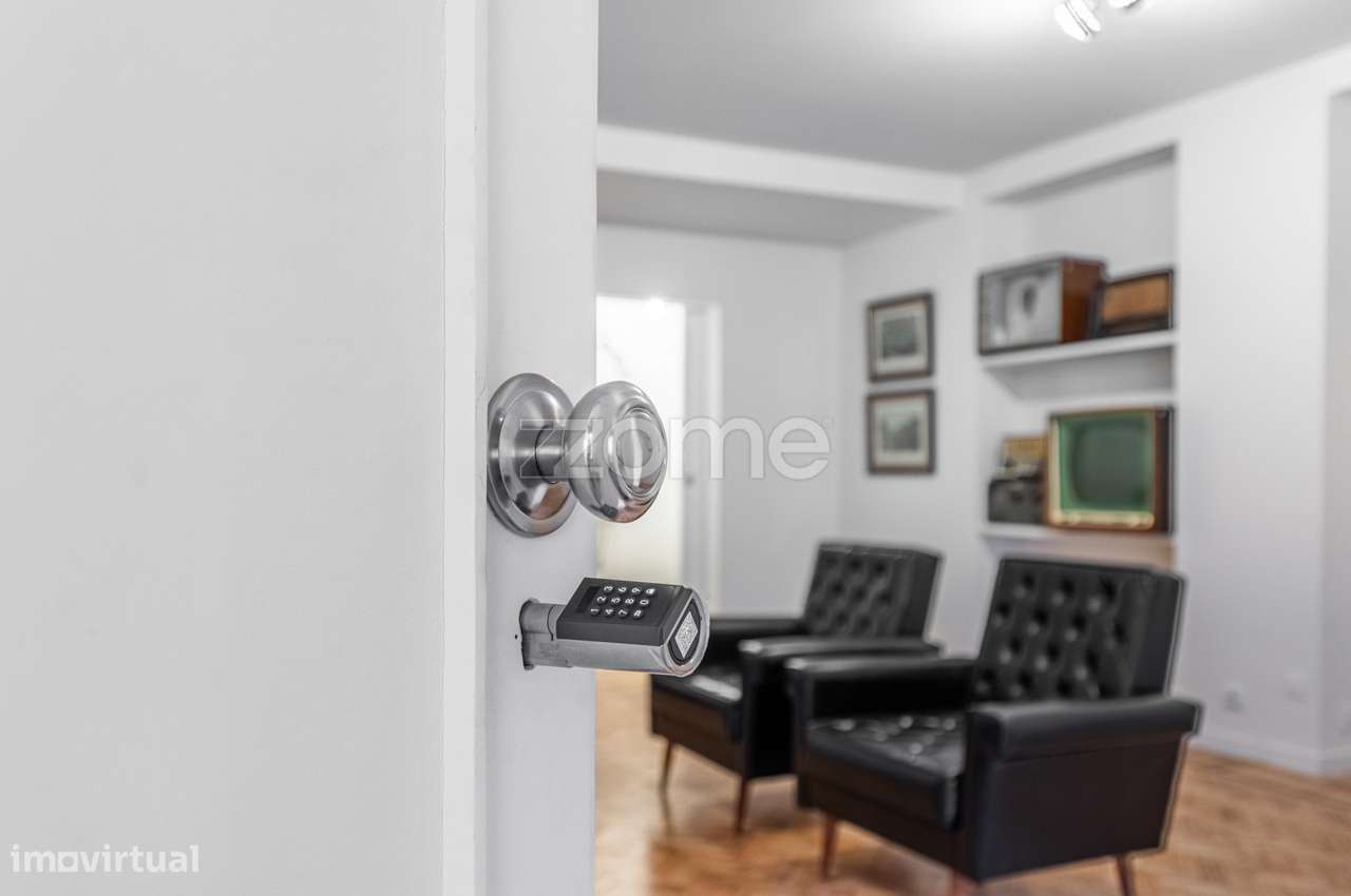 Loft/Hostel com 10 Camas | Rua da Fábrica – Junto aos Aliados, Port... - Grande imagem: 2/22