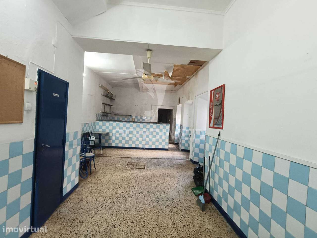 Espaço comercial localizado em Beja, para reconstrução - Grande imagem: 4/11