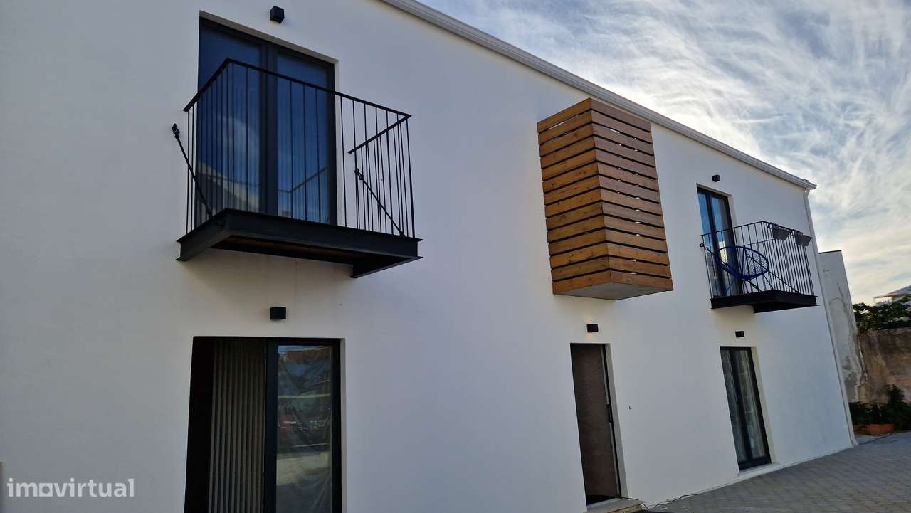 Apartamento T0 Novo no  centro Estarreja-0