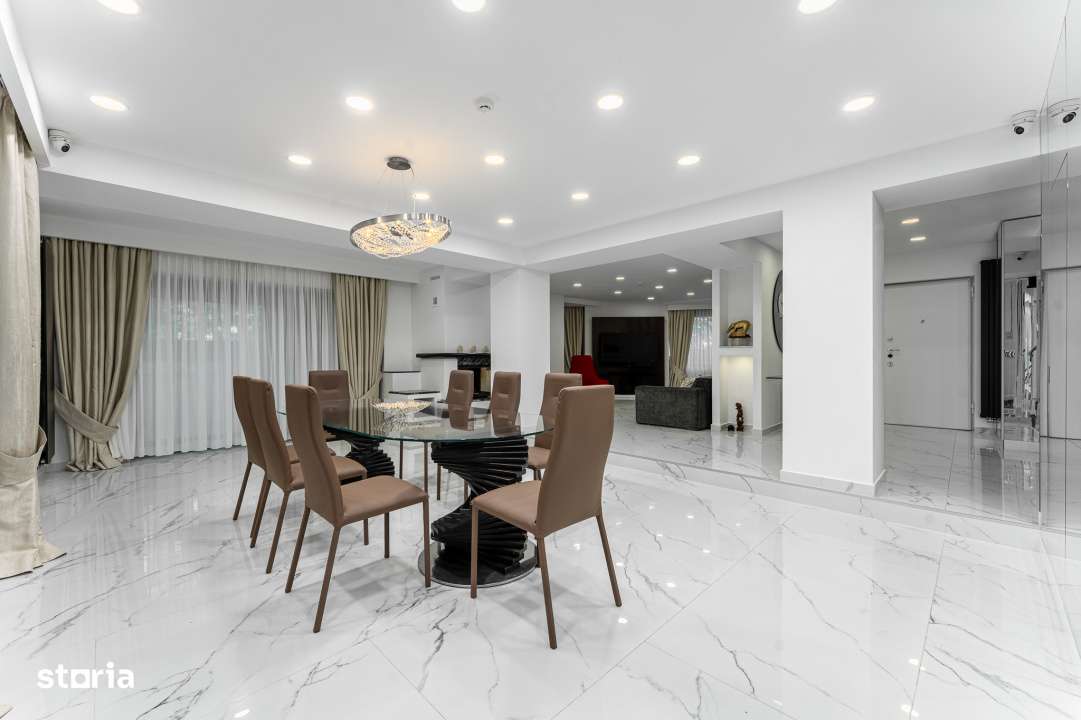 Vila Individuala de Lux in Herastrau - 10 Camere, Cinema, Piscina Ream - Imagine principală: 3/19