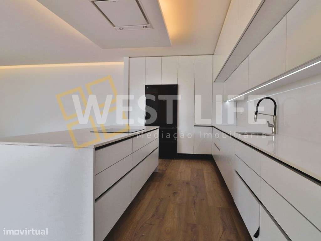 Moradia Térrea T4 com cave com vistas panorâmicas - localizada em B...-12