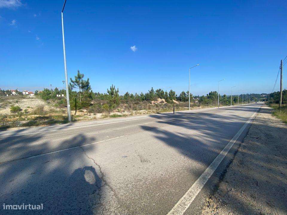 Últimos lotes na primeira rua da Ribeira do Marchante - Grande imagem: 3/12