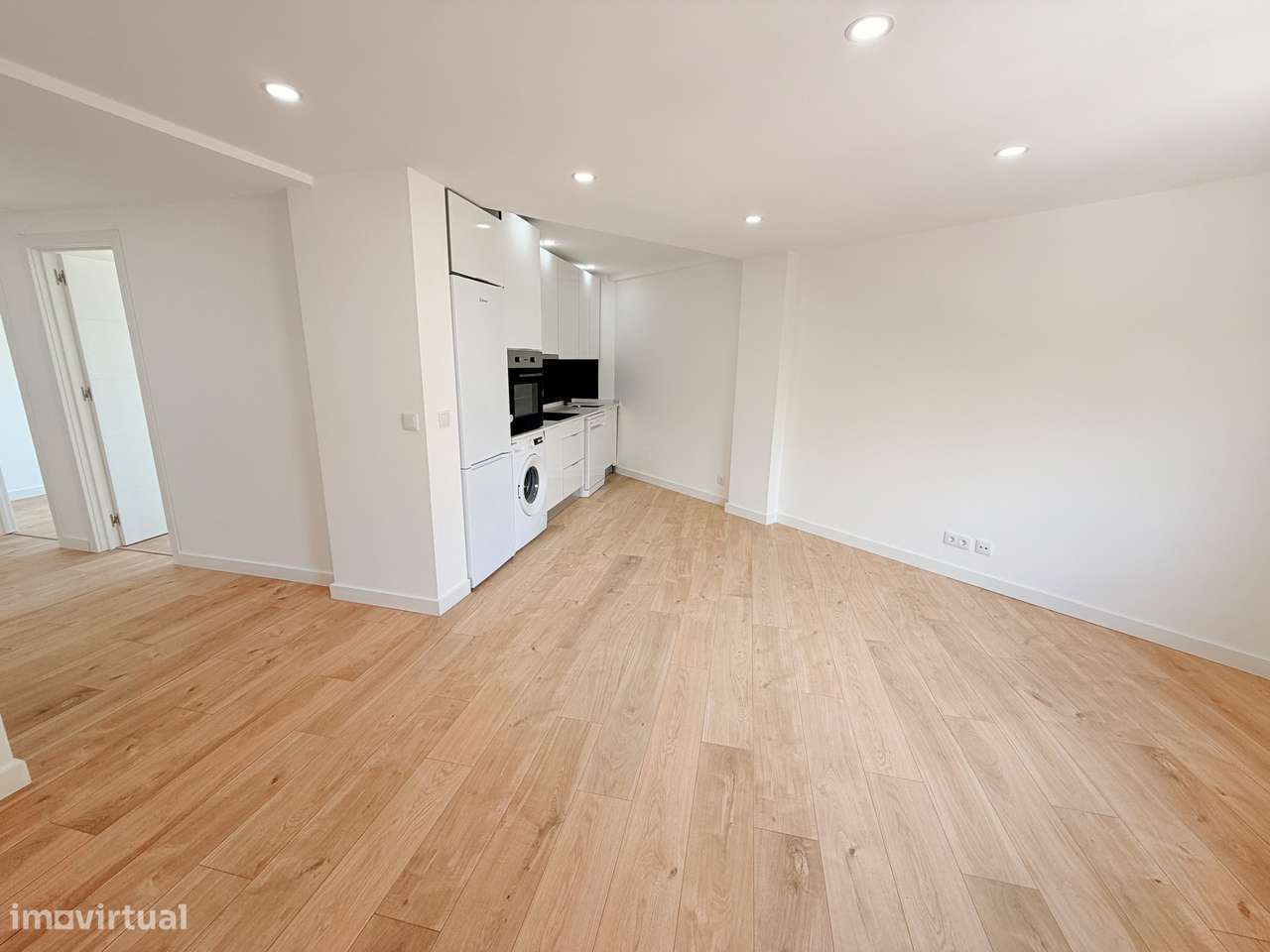Apartamento T3 Totalmente Renovado | Vista de Rio | Forte da Casa-10