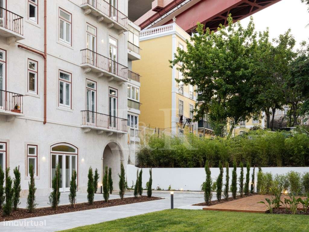 Apartamento T4+3, ideal para investimento, em Alcântara, Lisboa-7
