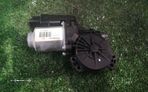 Motor De Elevador Frente Esquerdo Kia Ceed Hatchback (Ed) - 2