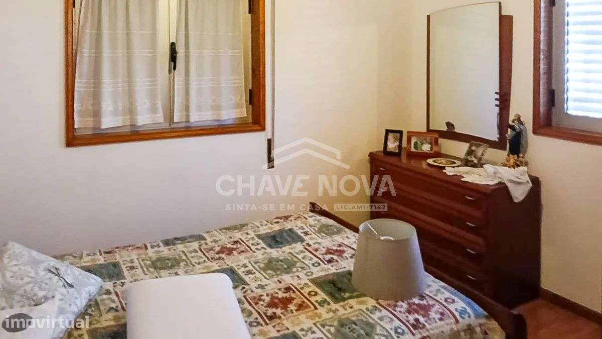 Moradia T2 em Pedroso - Grande imagem: 5/25