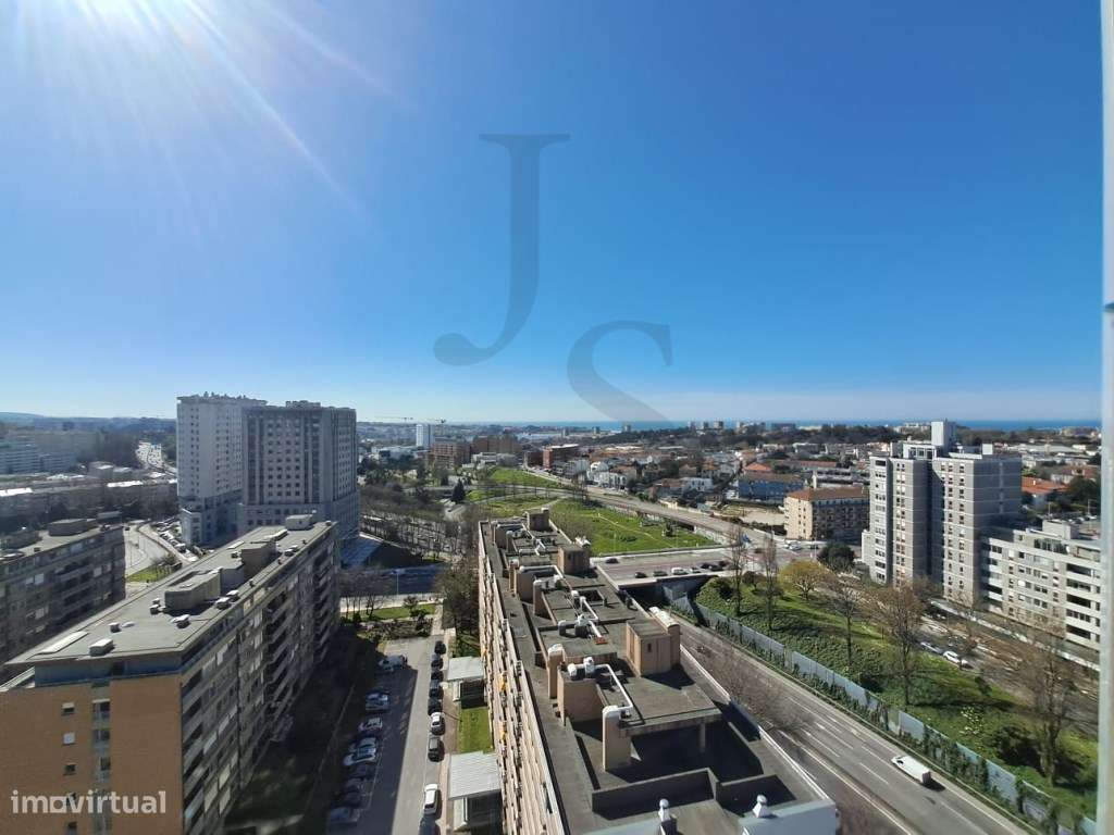 Apartamento T1 situado na Boavista - Grande imagem: 4/17