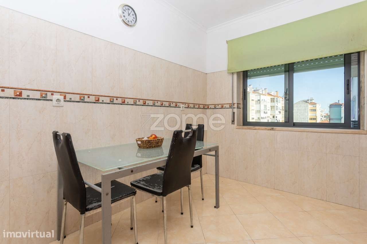 Apartamento T3, com Garagem, 114m2, no Seixal - 322.500,00€-14