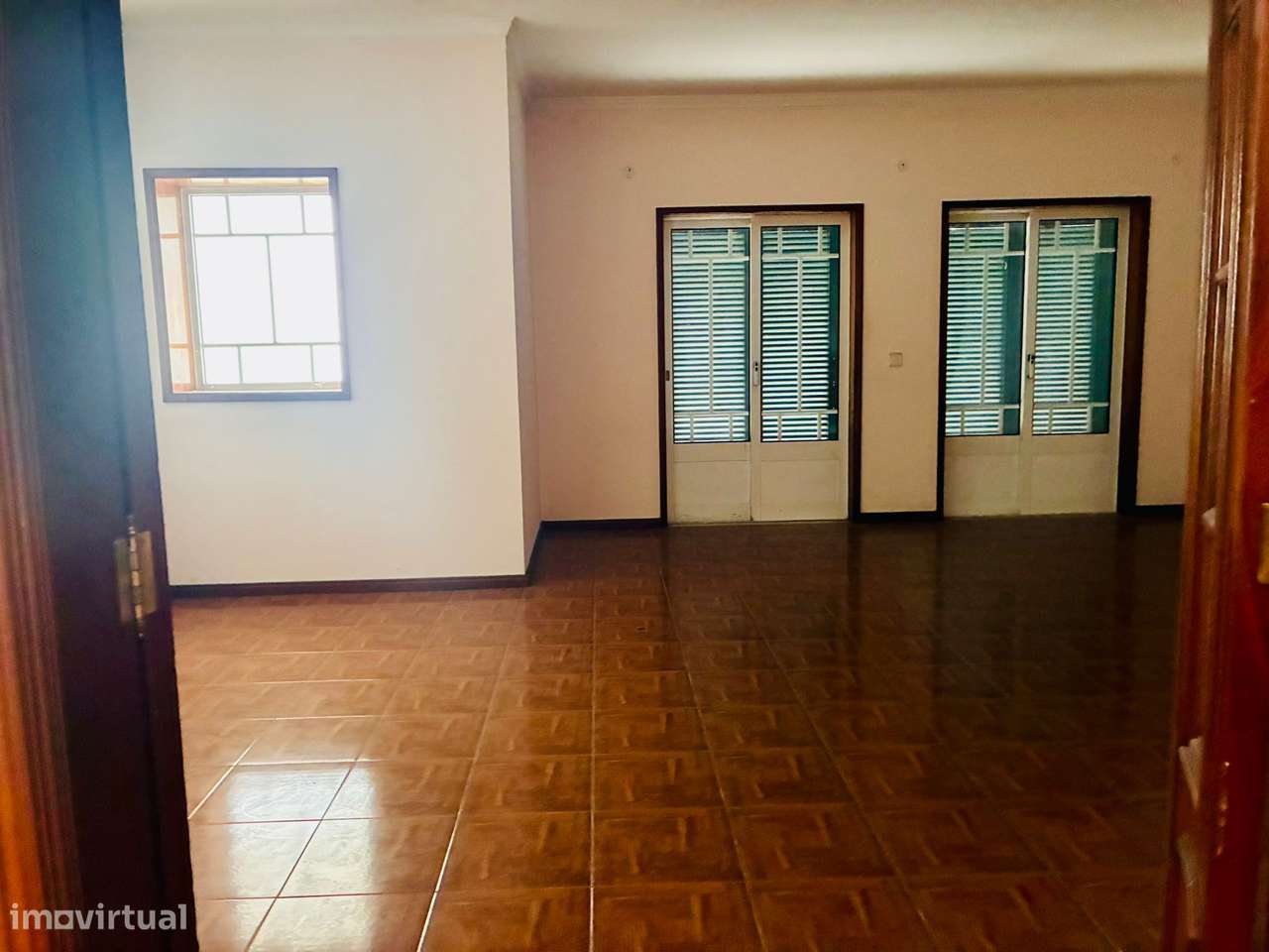 Moradia T4 com amplo pátio e garagem em Aveiro - Grande imagem: 4/25