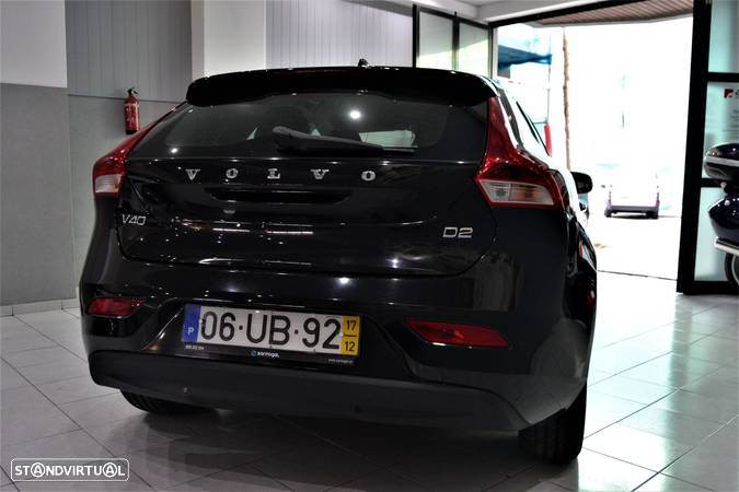 Volvo V40 2.0 D2 Inscription - 8