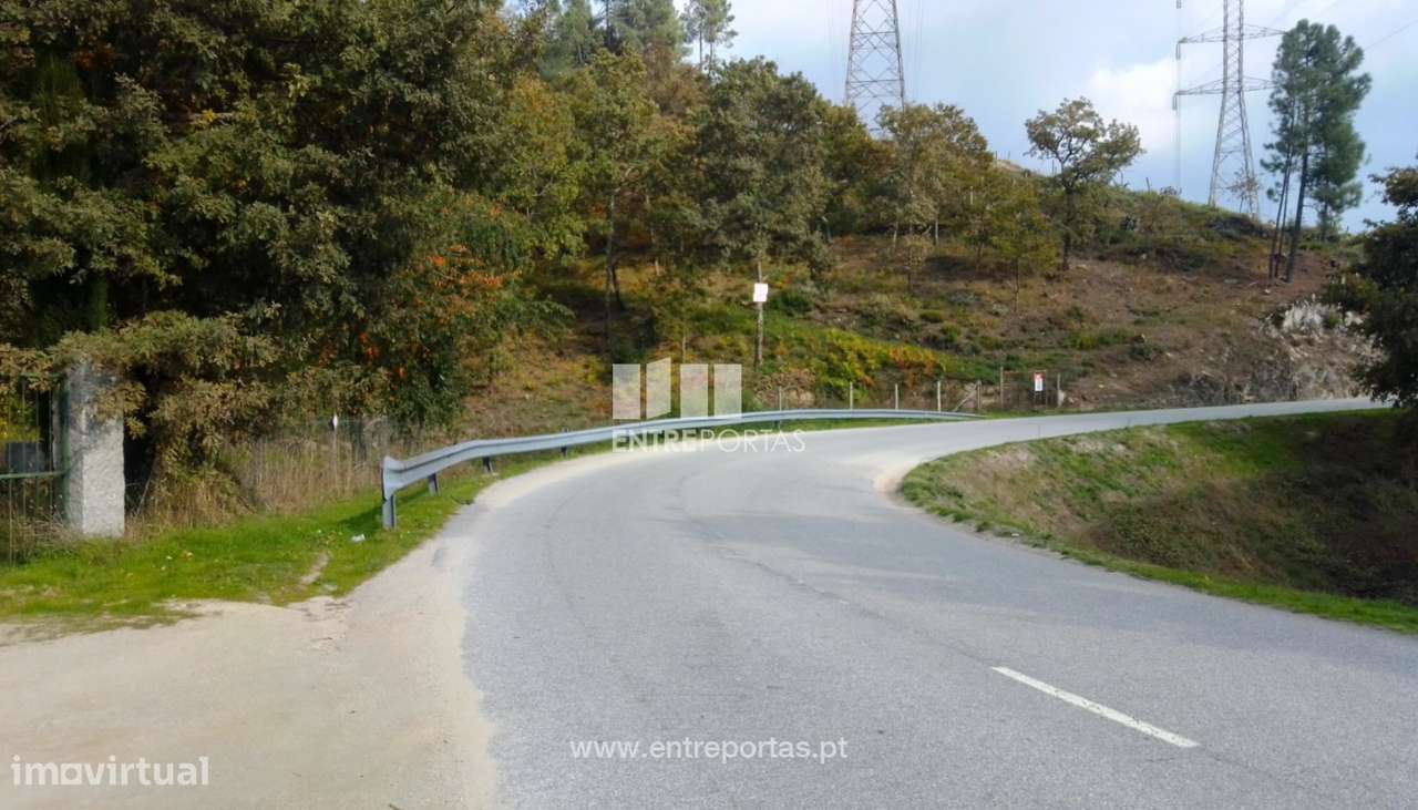 Venda de Terreno com construção em Pedra, Valadares, Baião - Grande imagem: 2/29