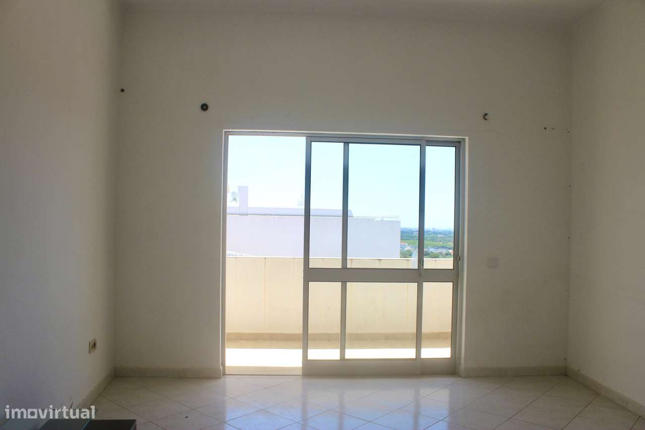 Moradia T5 com mais de 200m2 em Boliqueime-6