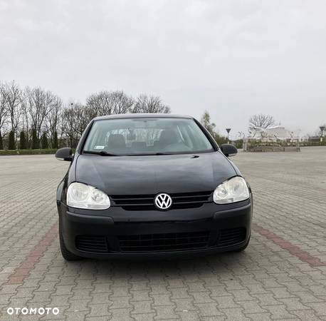 Volkswagen Golf V 1.9 TDI Comfortline - 3