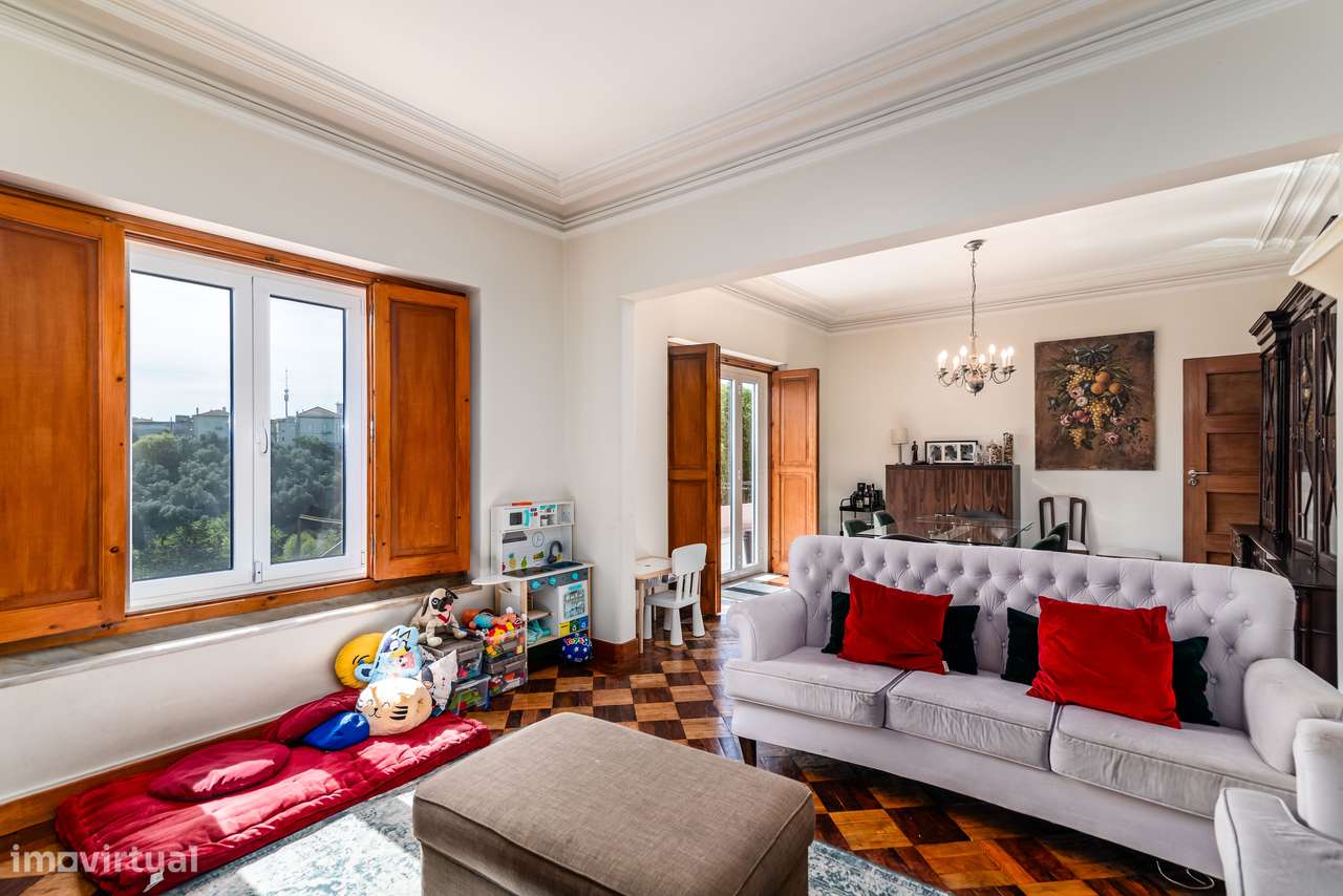 MORADIA T5 | REMODELADA | VISTA RIO | 207 M2  | JARDIM - Grande imagem: 4/50