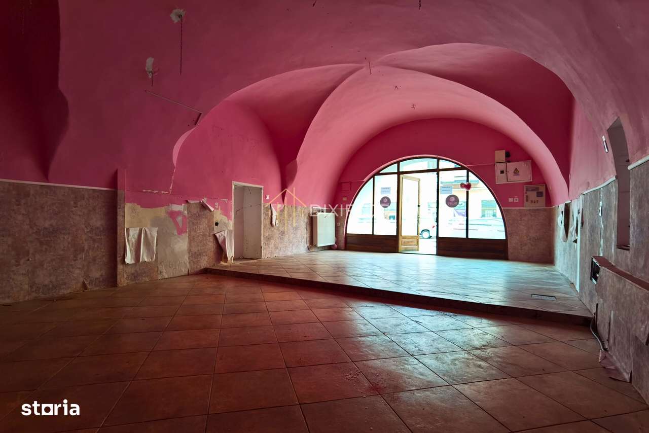 Spațiu comercial în centru / Üzlethelyiség a központban - Imagine principală: 3/5