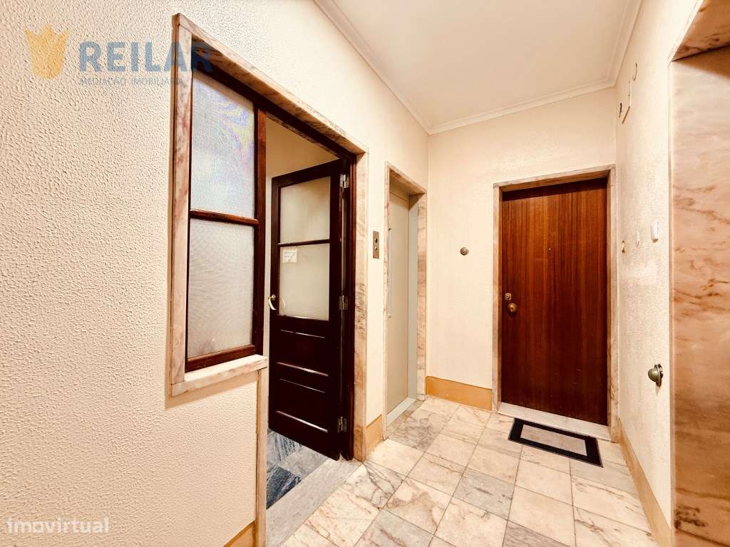 Graça - T2+1 Impecável-23