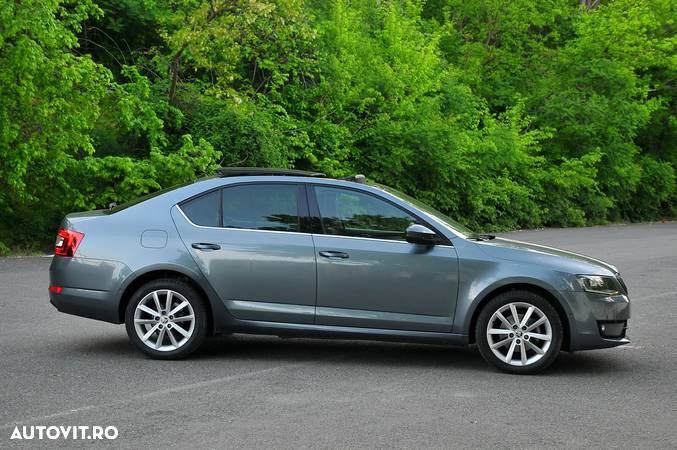 Skoda Octavia 2.0 TDI DSG Drive - 4