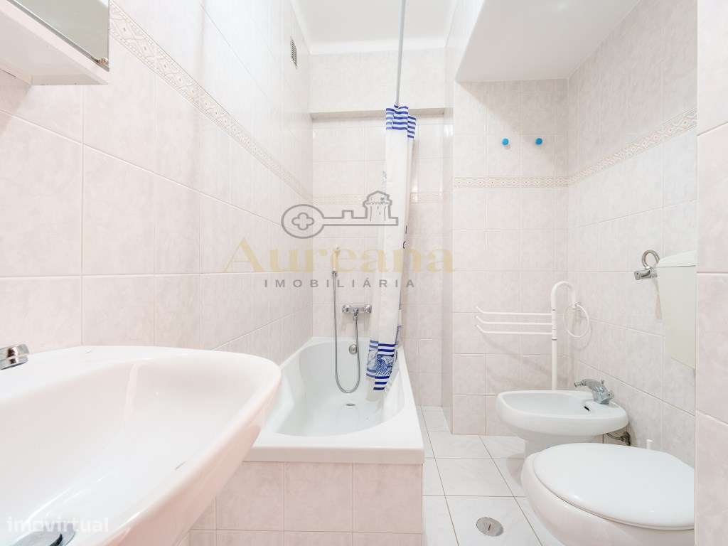 Apartamento T3 com elevador - Centro de Fátima-27