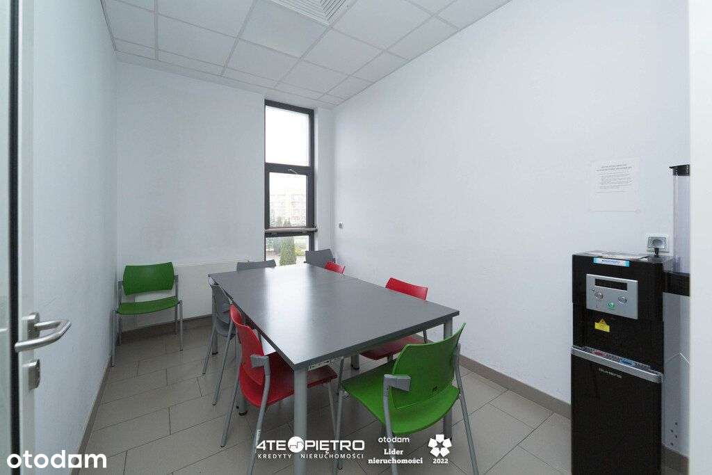 Duży parking, klimatyzacja - Pełny obrazek: 5/10