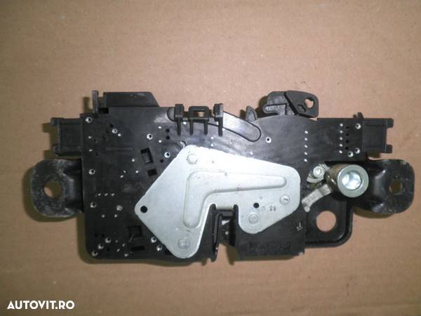 Broasca / Actuator Inchidere Soft Close Portbagaj / Haion BMW Seria 5 G31 C66288-100  163672-10 - 2