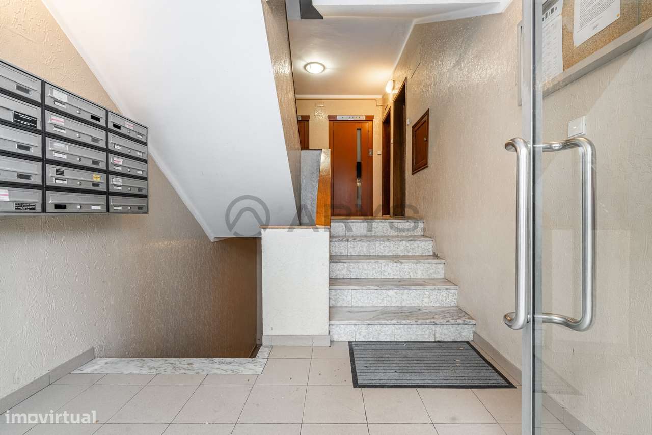 Apartamento T3 Espaçoso e Central em S. Vítor. - Grande imagem: 2/22