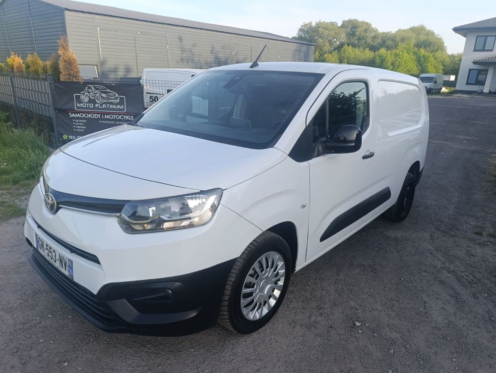 Toyota Proace City 2023